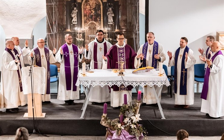 Vlč. Jakov Rađa predvodio misno slavlje četvrtog dana Pučkih misija Karlovačkog dekanata